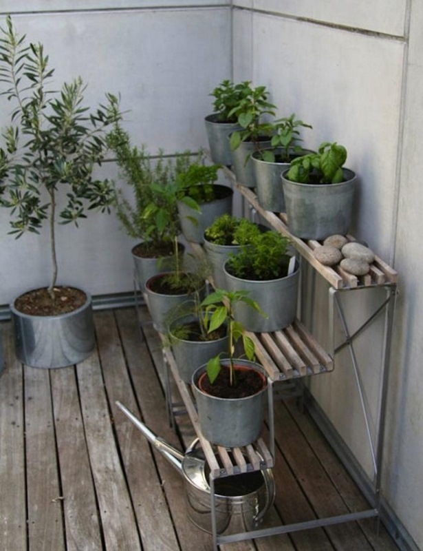 balkongestaltung-mit-pflanzen-42_5 Erkély tervezés növényekkel