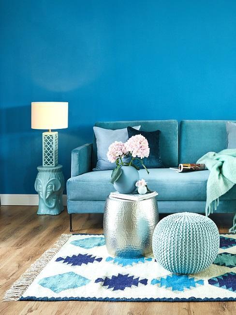 blaue-wand-weisse-mobel-80_7 Kék fal fehér bútorok