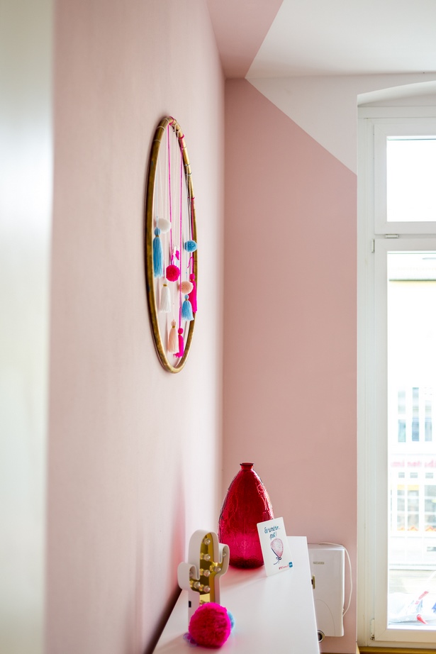 schoner-wohnen-farbe-kinderzimmer-02_10 Gyönyörű nappali színes gyermekszoba