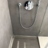 Zuhany csempe nélkül