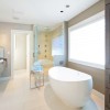 Gyönyörű modern fürdőszoba