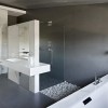 Modern fürdőszoba szürke